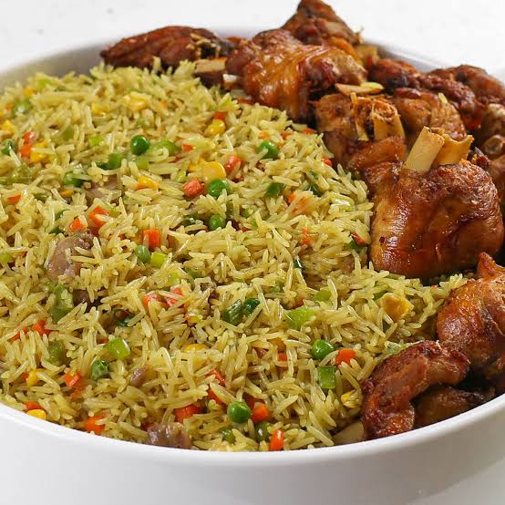Fried rice with chicken 